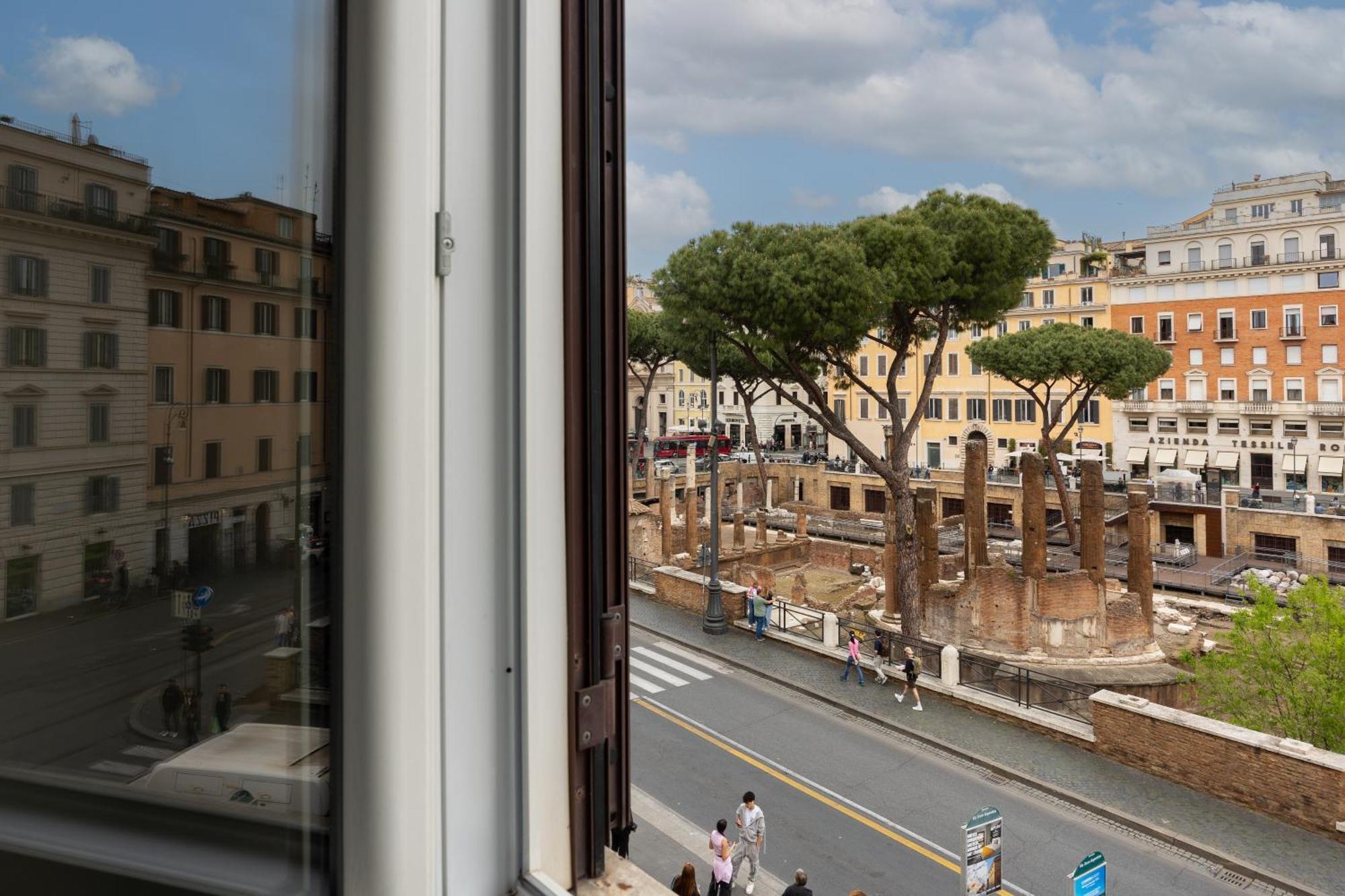 Torre Argentina Relais - Residenze Di Charme Gasthof
