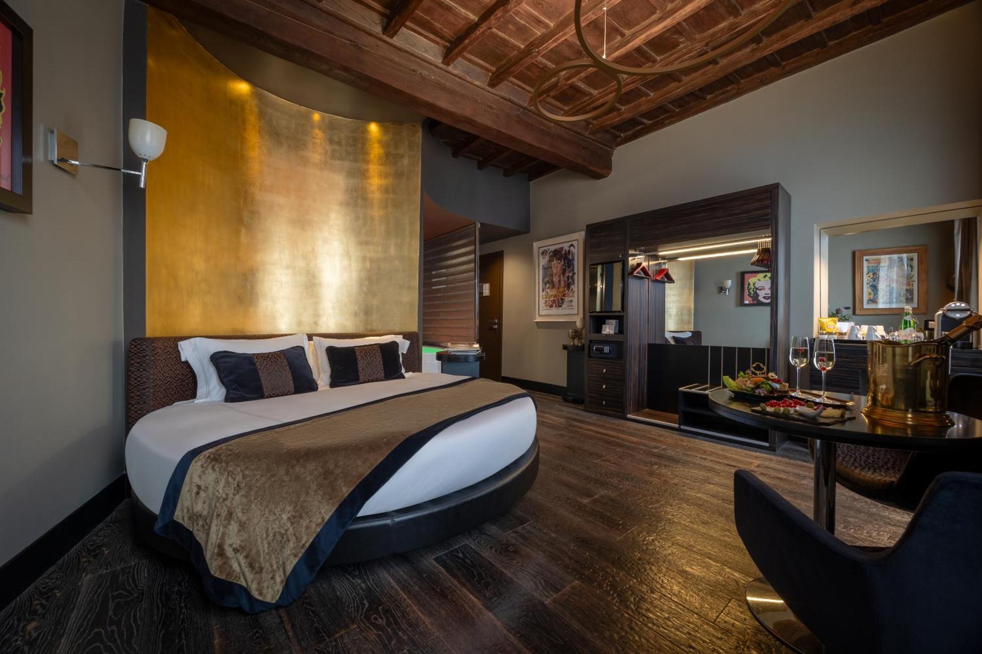 Torre Argentina Relais - Residenze Di Charme Maison d'hôtes