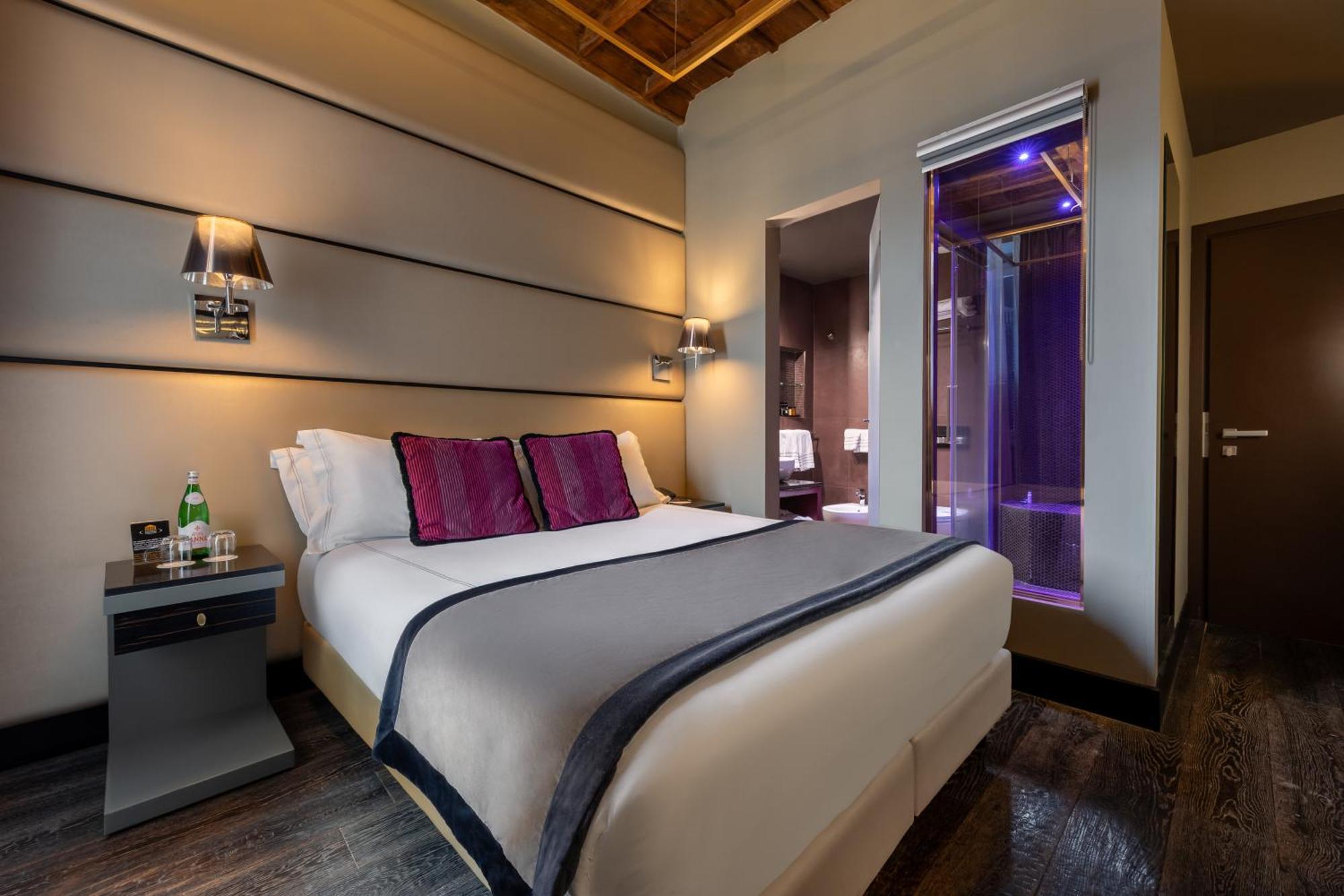 Torre Argentina Relais - Residenze Di Charme Maison d'hôtes